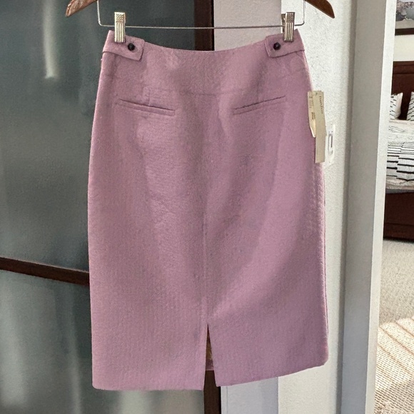 Perry Ellis Faux Leather Pencil Skirt - Mauve / Lilac Size 2 - Picture 3 of 11